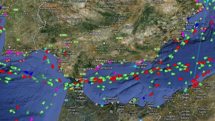 MarineTraffic feature graphic