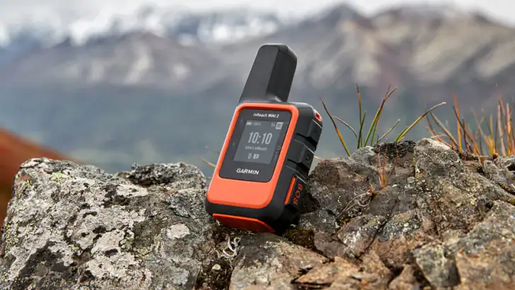 Garmin Messenger™ feature graphic