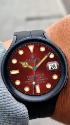 Analog Rolex Royal Watch face screenshot