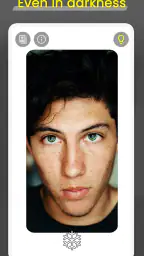 Mirror - Fullscreen Mirror App screenshot